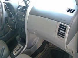 2010 TOYOTA COROLLA, WHITE, LE, 1.8L, AT, FWD.  Z25188